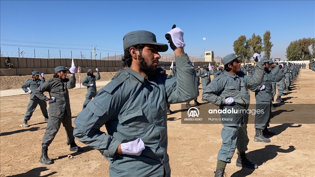 Wisuda anggota polisi baru Taliban di Kandahar