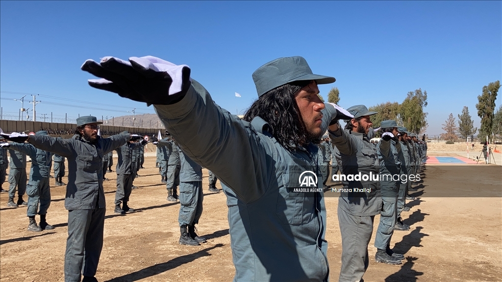 Wisuda anggota polisi baru Taliban di Kandahar