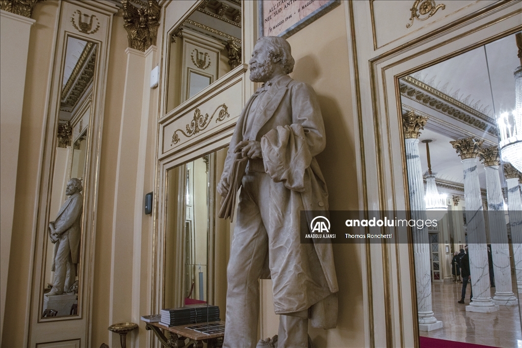 Milano'daki La Scala opera binası