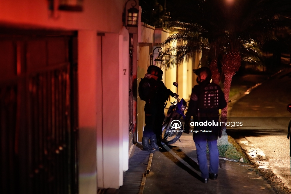 Autoridades hondureñas rodean la casa del expresidente Juan Orlando Hernández ante solicitud de extradición de EEUU