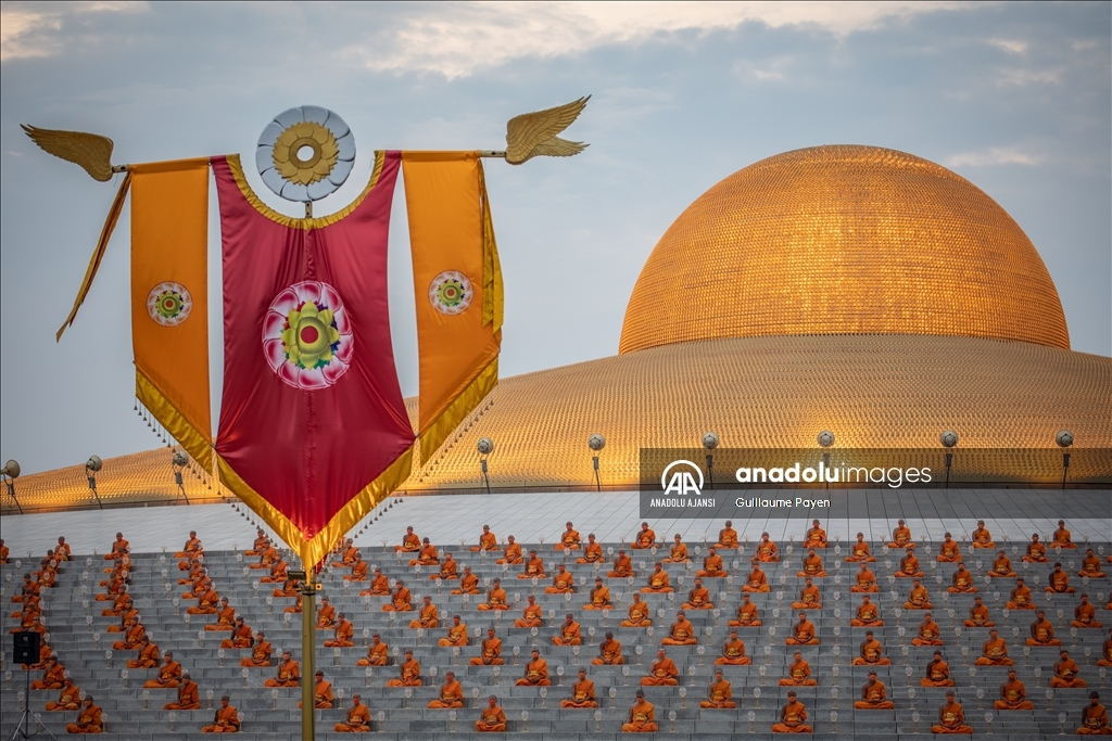 Tayland'da Makha Bucha Günü