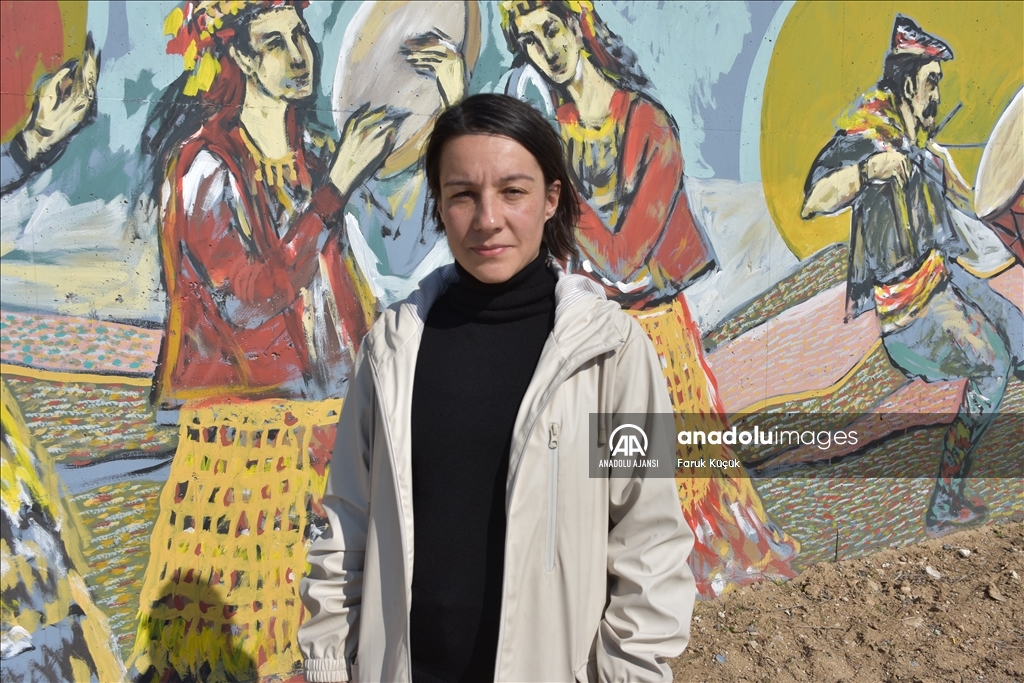Şırnak Üniversitesi öğrencileri kentin kültürel değerlerini duvara resmetti