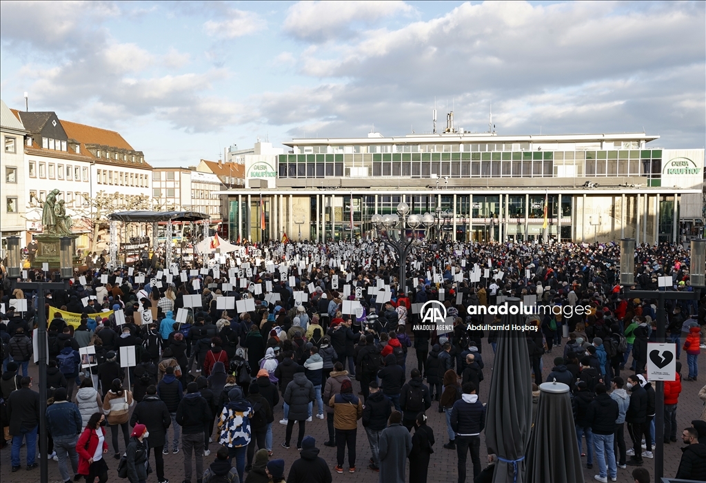 مراسم إحياء الذكرى الثانية للهجوم الإرهابي الذي استهدف مقهيين فيها وأودى بحياة 9 أشخاص بينهم 4 أتراك