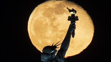 Waning Gibbous Moon in New York City