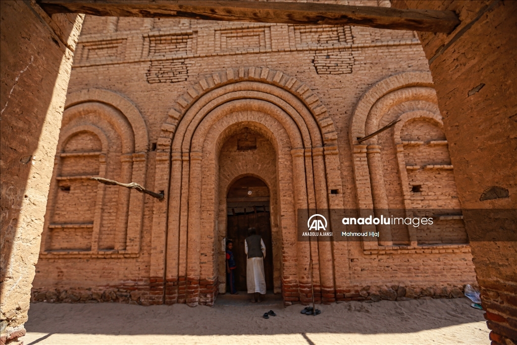 Sudan'daki Hatmiyye tarikatı lideri Ebu Cellabiye’nin türbesi farklı mimarisiyle dikkat çekiyor