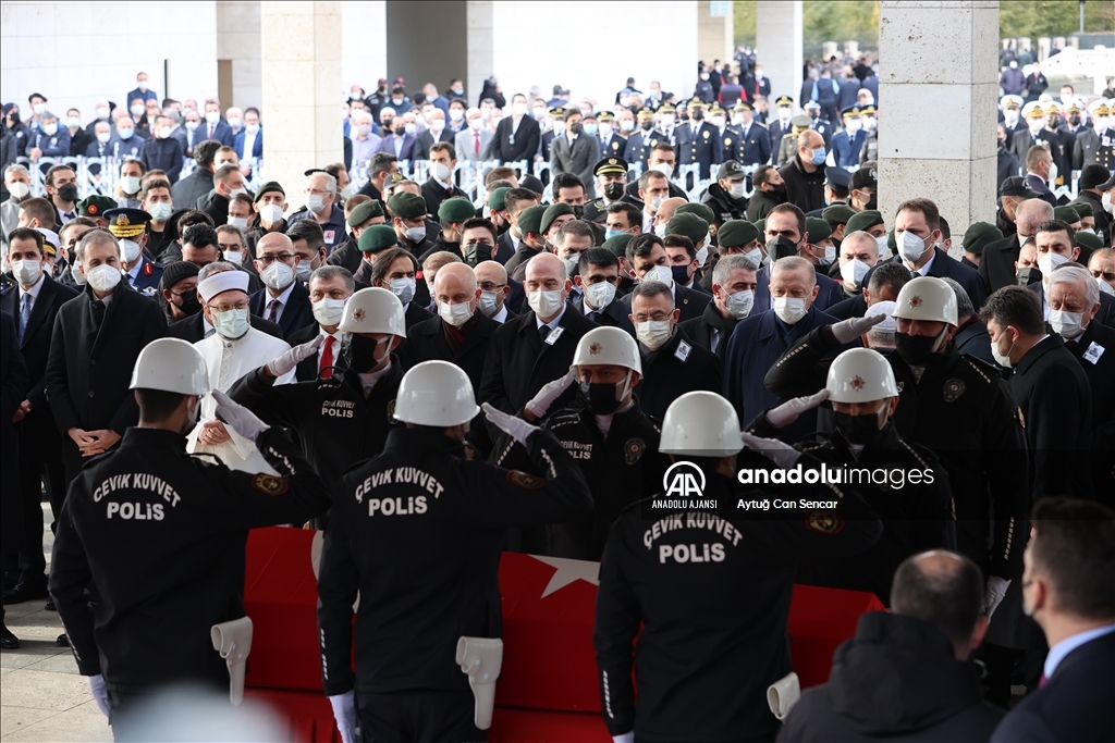 Senegal'de şehit olan Özel Harekat Şube Müdürü Hayrettin Eren son yolculuğuna uğurlandı