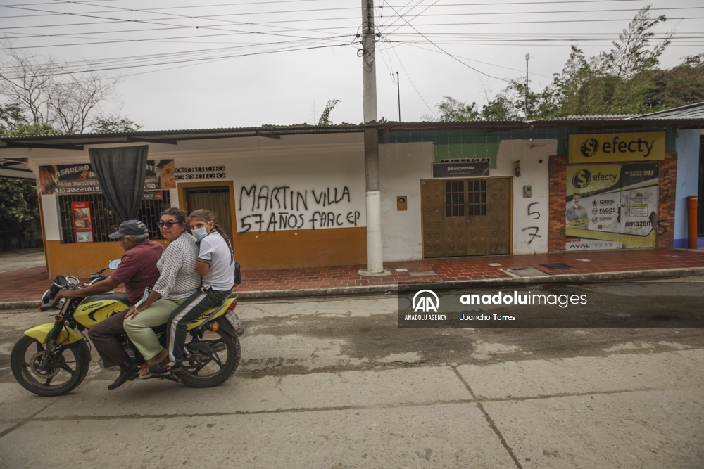 La población de Saravena, en Colombia, quedó atrapada por el fuego cruzado entre grupos criminales rivales