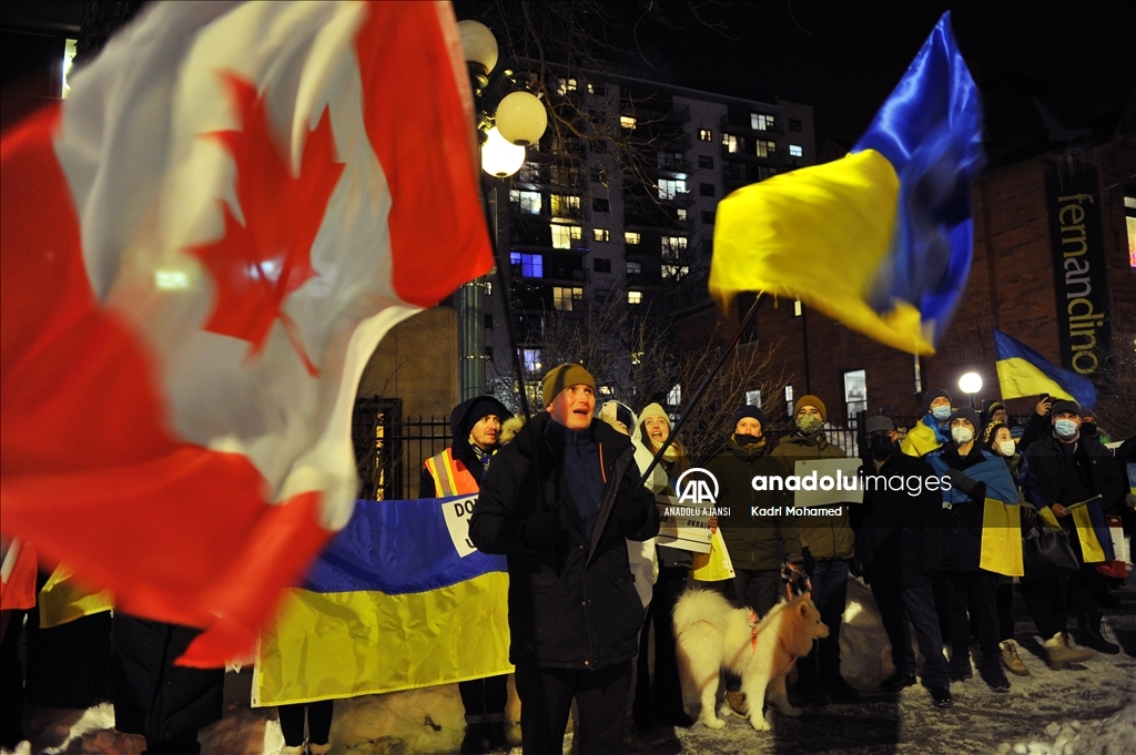 Ottawa'da Ukrayna'ya destek gösterisi