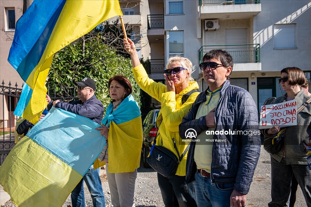 Rusya'nın askeri müdahalesi birçok Avrupa ülkesinde protesto edildi