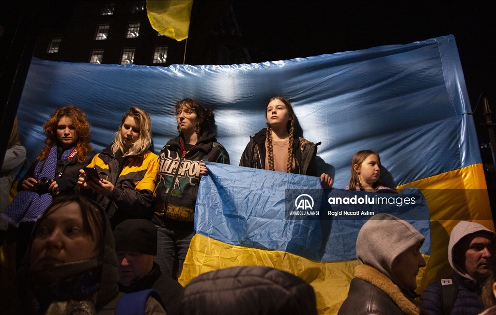 İngiltere’nin başkenti Londra’da Rusya’nın Ukrayna’ya müdahalesi protesto edildi