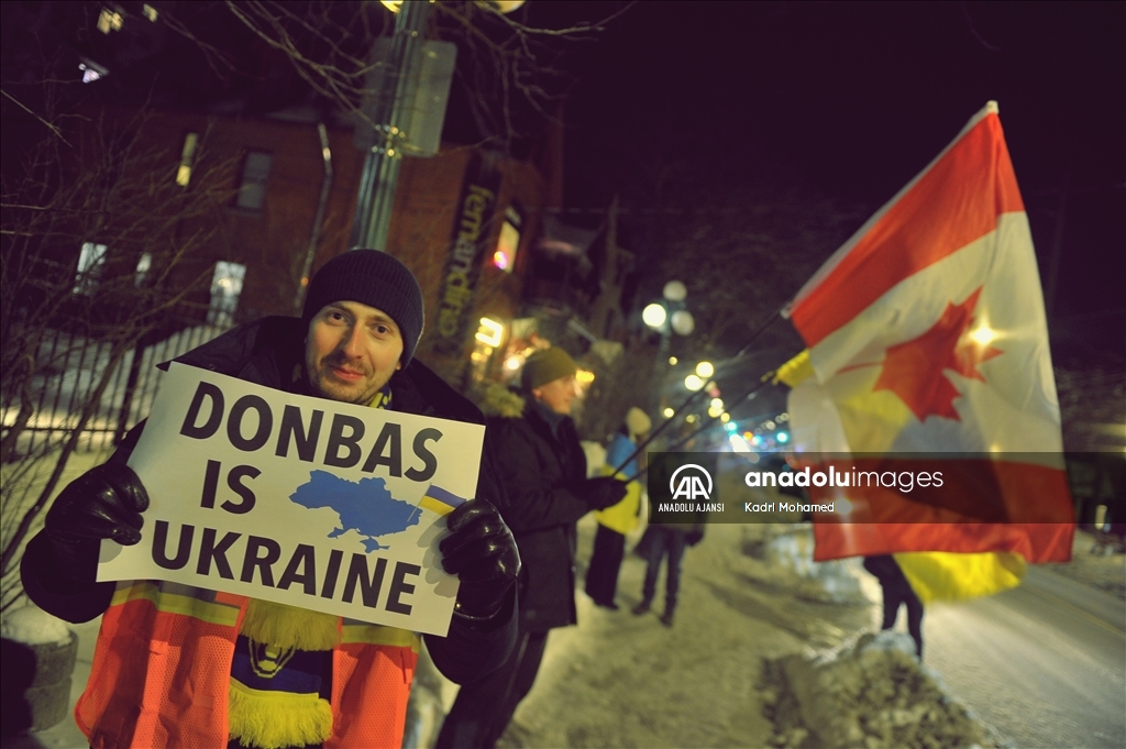 Ottawa'da Ukrayna'ya destek gösterisi