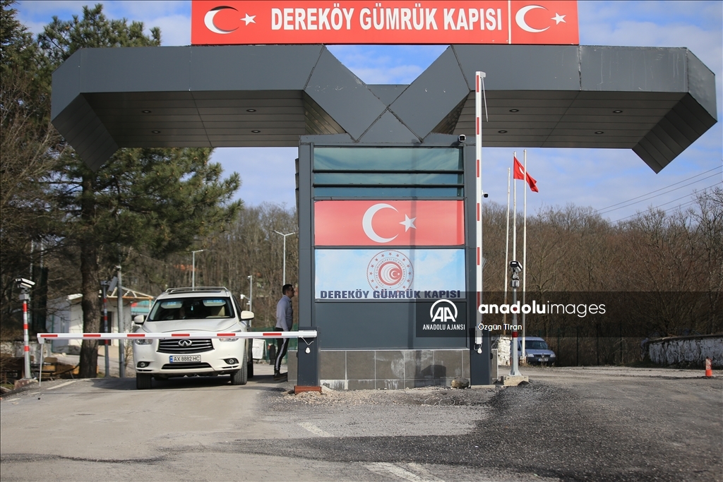 Rusya'nın saldırılarından kaçan Ukraynalı aileler Türkiye'ye gelmeye devam ediyor