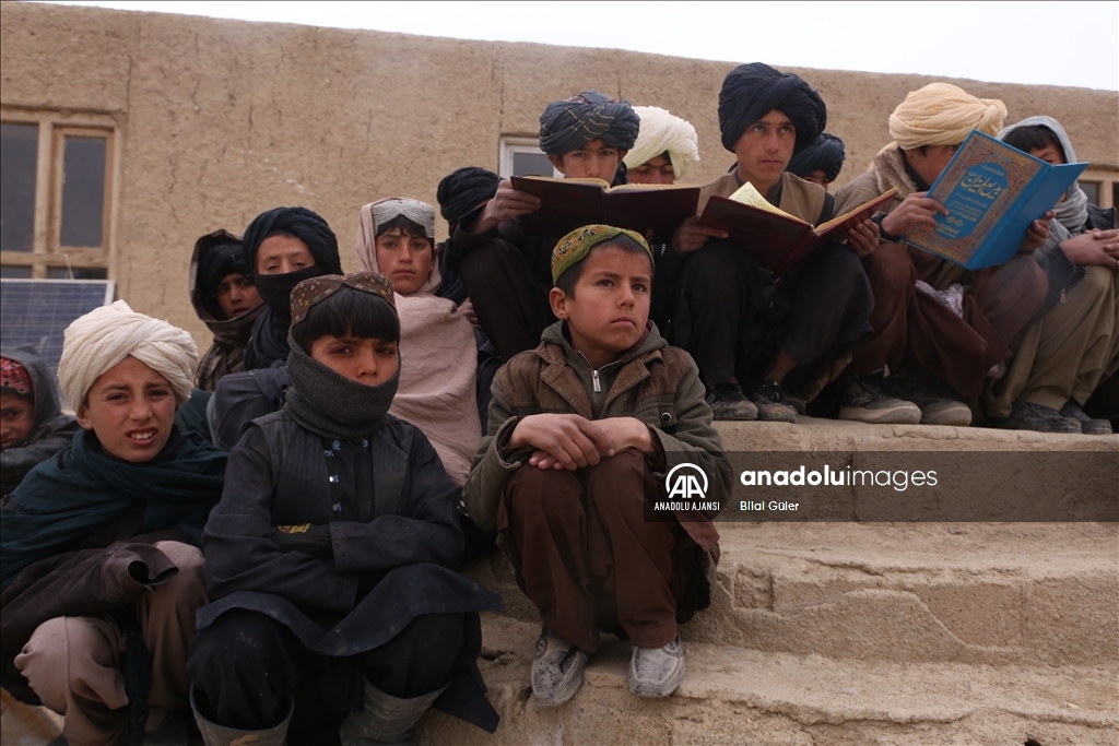 Afganistan'daki Taliban medreseleri