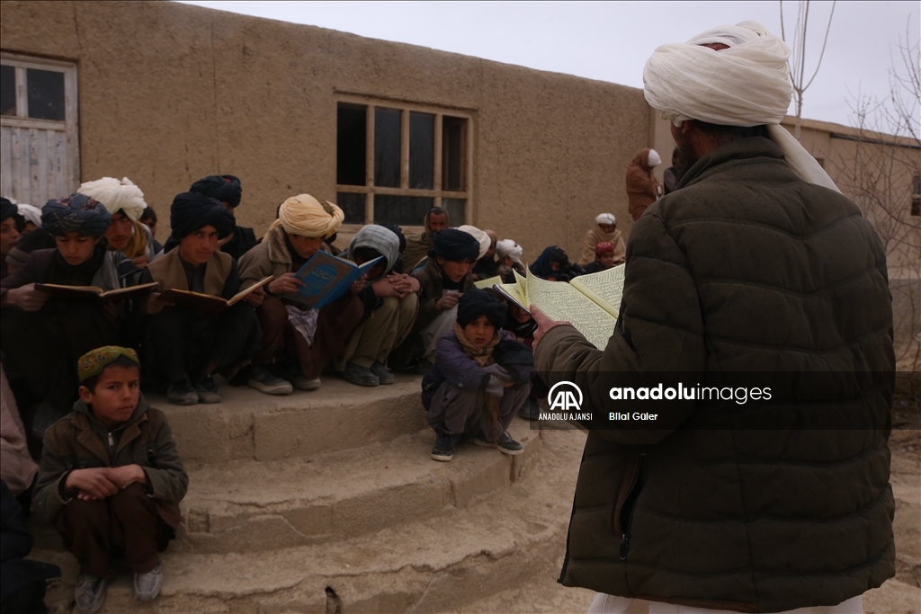 Afganistan'daki Taliban medreseleri