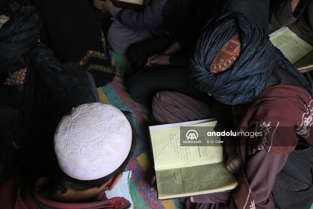 Afganistan'daki Taliban medreseleri
