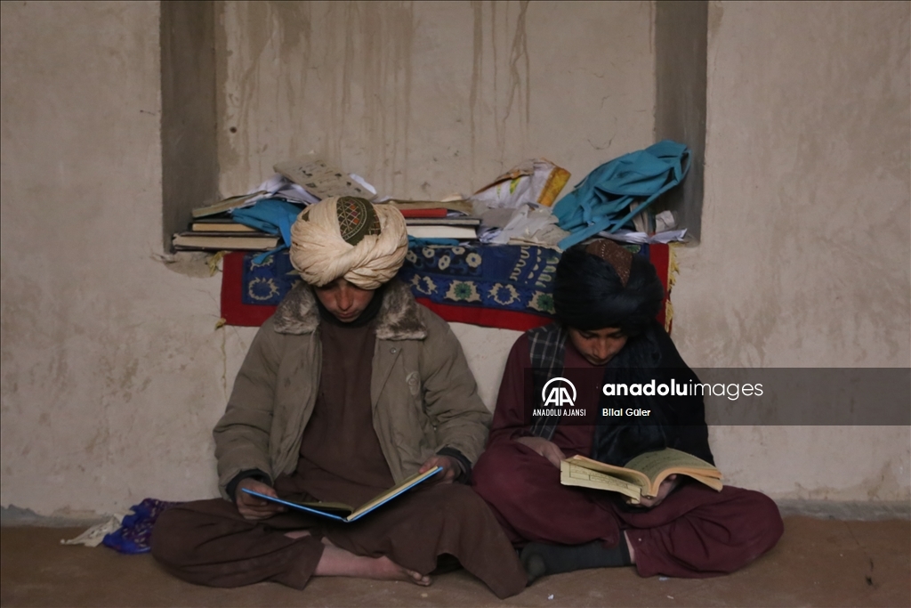 Afganistan'daki Taliban medreseleri