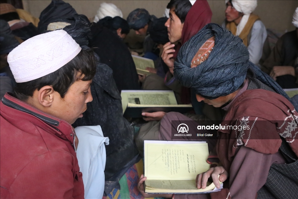 Afganistan'daki Taliban medreseleri
