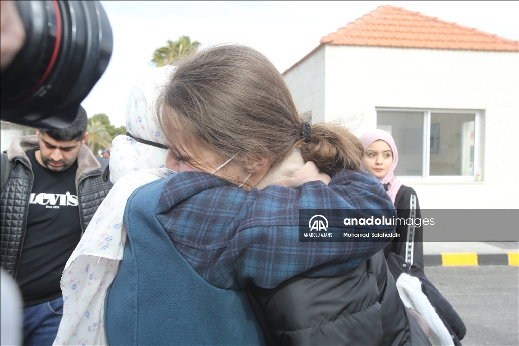 Ukrayna'dan tahliye edilen Ürdünlüler Amman'a ulaştı