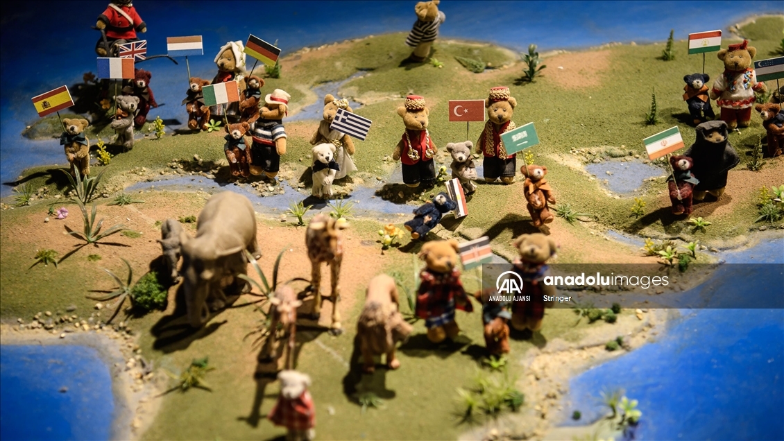 Çin'deki Teddy Bear (Oyuncak Ayı) müzesi ziyaretçilerin ilgisini çekiyor