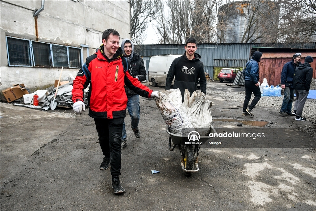 Ukrayna'nın Zaporozhye kentinde savunma merkezi kuruldu