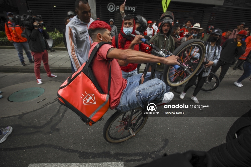 Domiciliarios de la plataforma Rappi protestan por mejores condiciones laborales en Colombia
