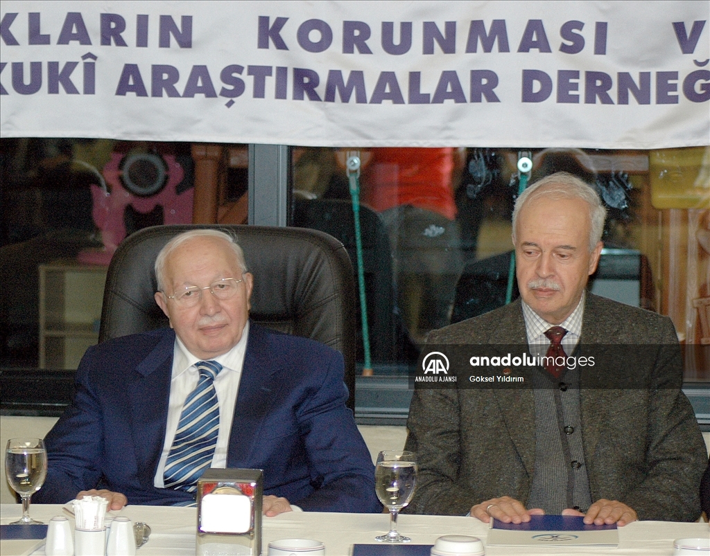 Eski bakanlardan Şevket Kazan'ın vefatının ikinci yılı
