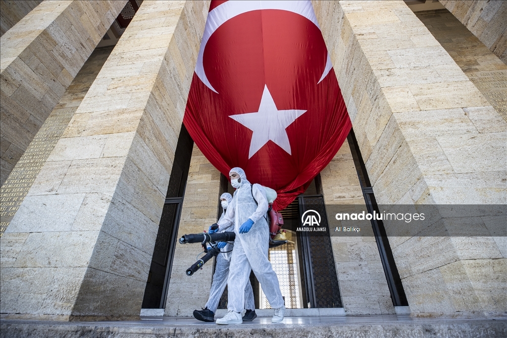 Türkiye'nin Kovid-19 salgınıyla mücadelesinin 2 yılı