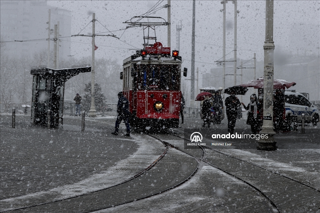 İstanbul'da kar yağışı
