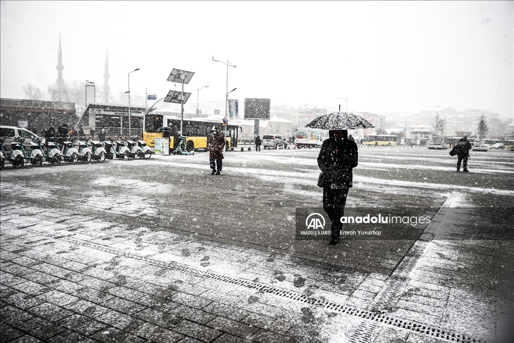 İstanbul'da kar yağışı