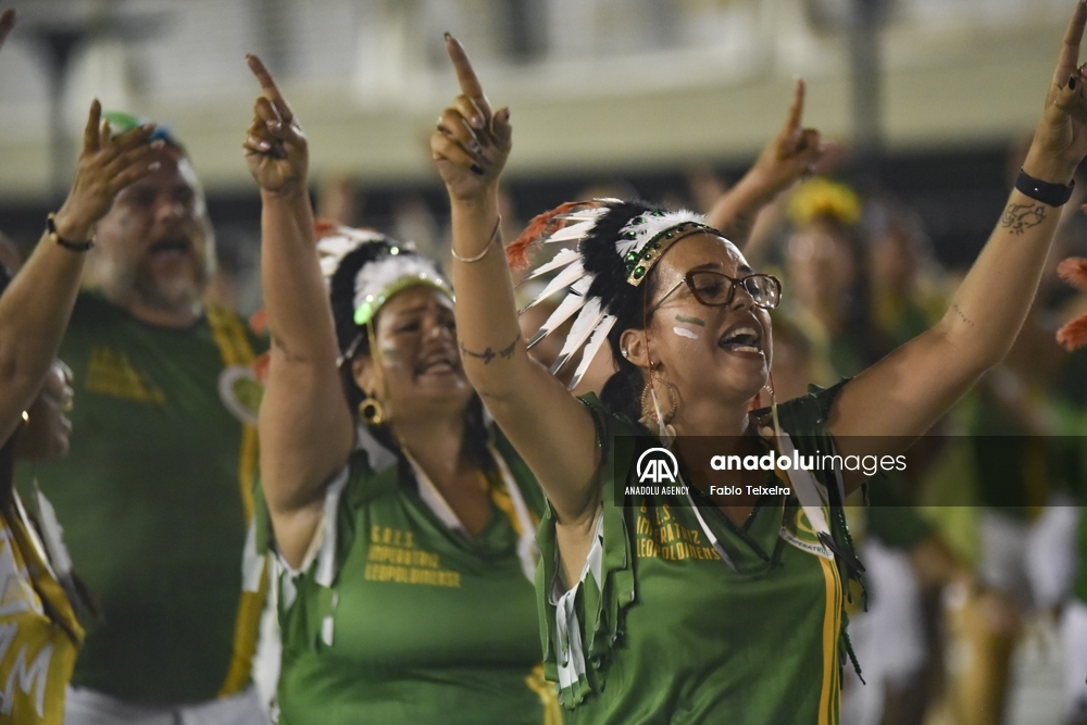 Ensayo de la Escuela de Samba Imperatriz Leopoldinense en Río de Janeiro