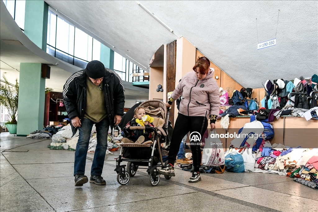 Civilians evacuated from Mariupol due to increased Russian attacks