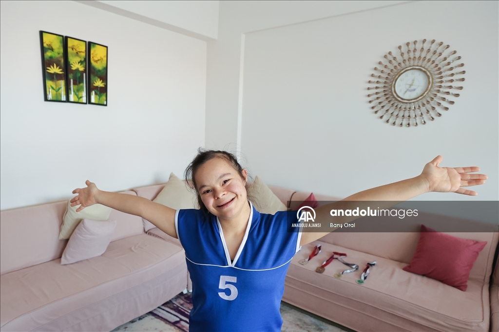 Devlet korumasındaki down sendromlu sporcular, başarı ve azimleriyle örnek oluyor