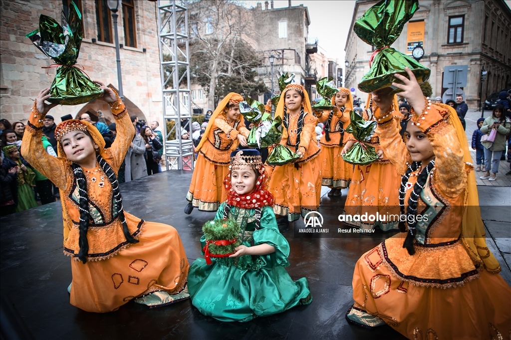 Azerbaycan'da Nevruz kutlanıyor
