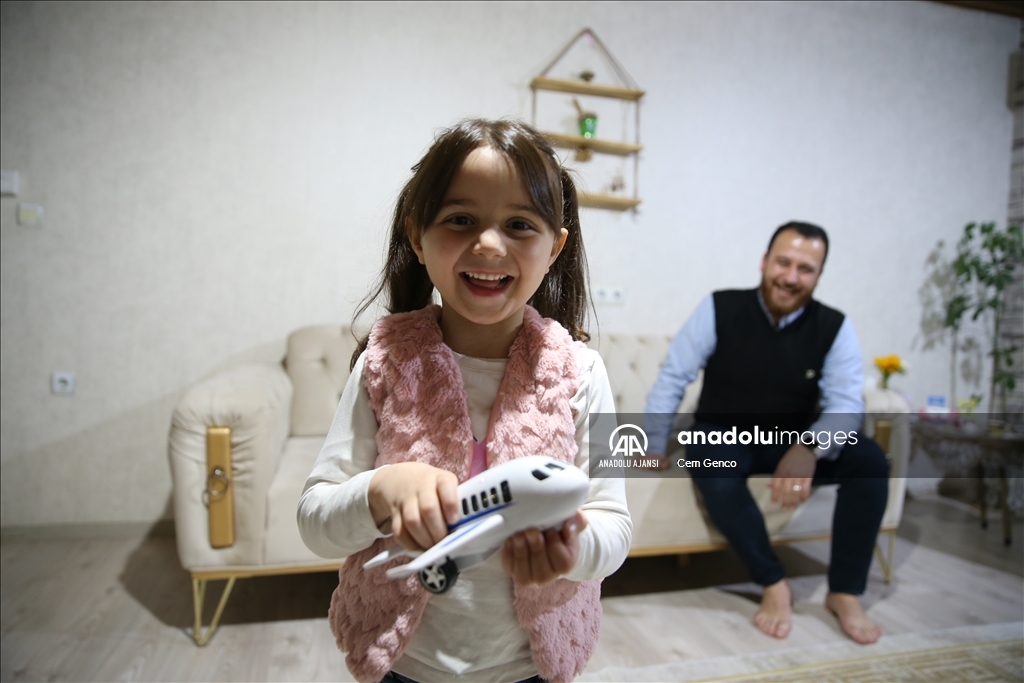 Suriye de Babas yla sava Oyunu Oynayan Selva Gelece e Umutla 