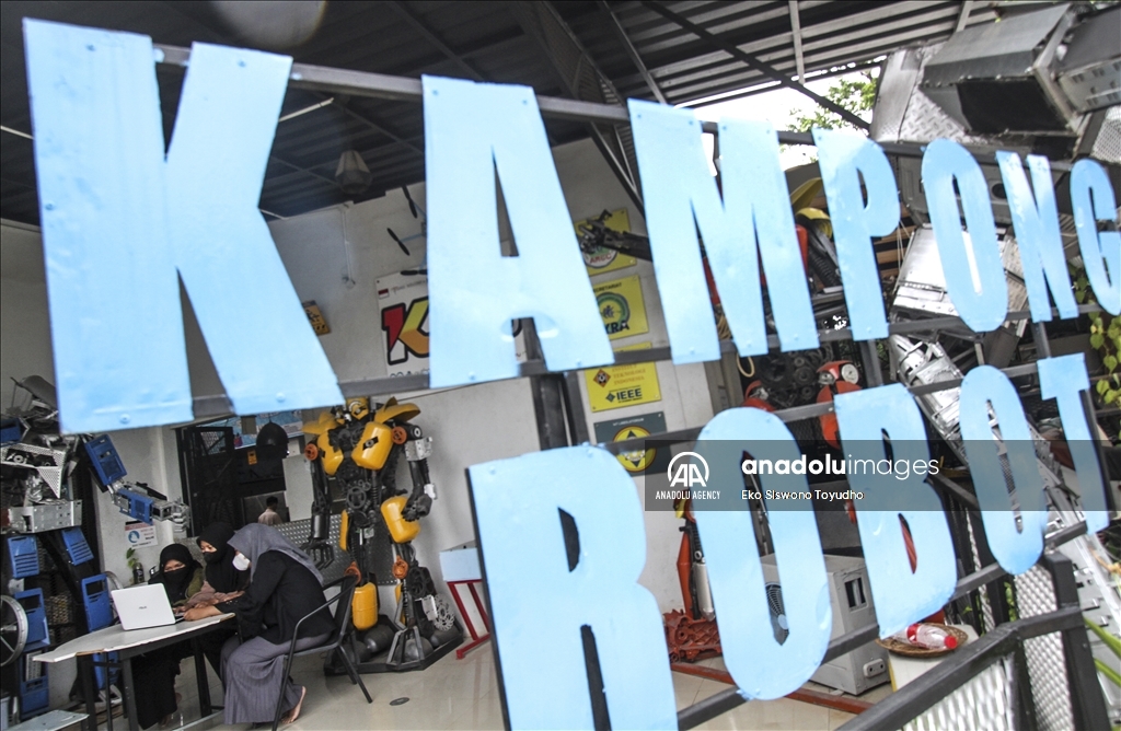 "Kampung Robot" pusat pendidikan robotic di Indonesia