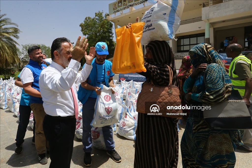 Türkiye Diyanet Vakfı Sudan'da 2 bin 500 aileye gıda yardımı yapacak