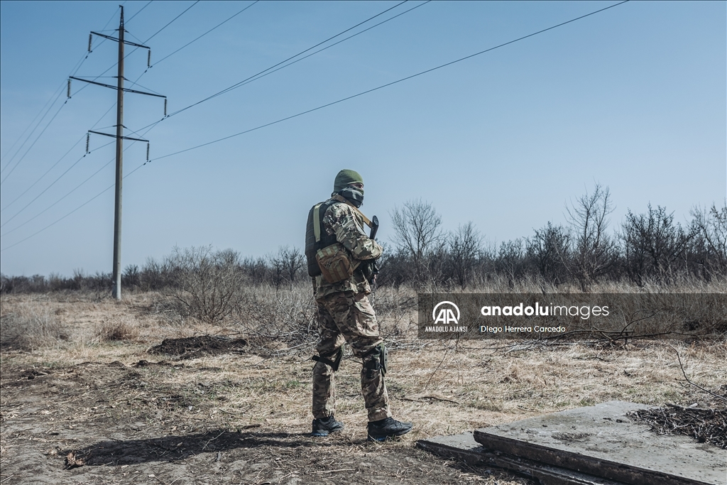 Ukraynalı gönüllüler Zaporijya kentinde askeri eğitim alıyor