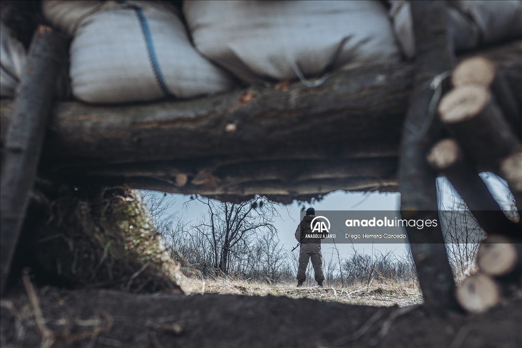 Ukraynalı gönüllüler Zaporijya kentinde askeri eğitim alıyor