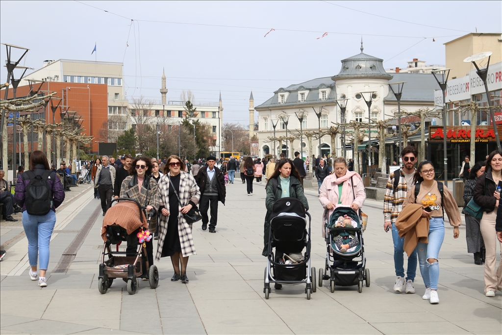 Besimtarët muslimanë në Ballkan bëjnë përgatitjet e fundit për Muajin e Shenjtë të Ramazanit