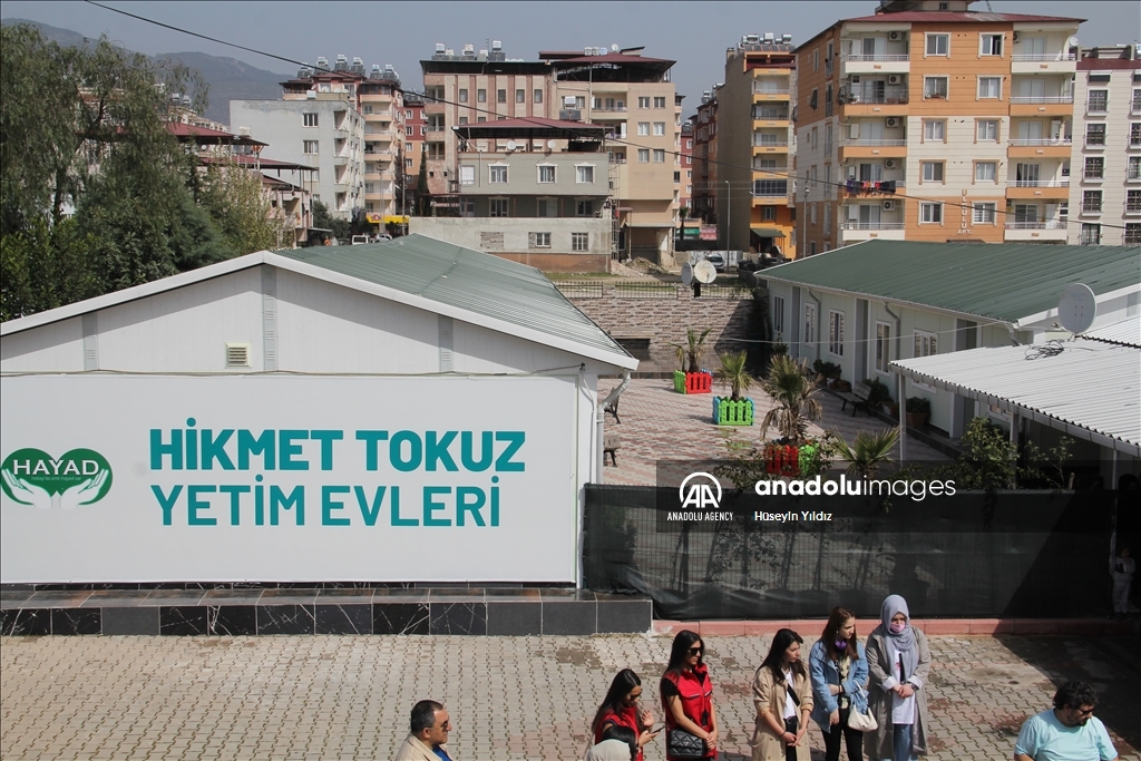 تركيا.. تسليم 30 منزلاً لأيتام سوريين وأسرهم