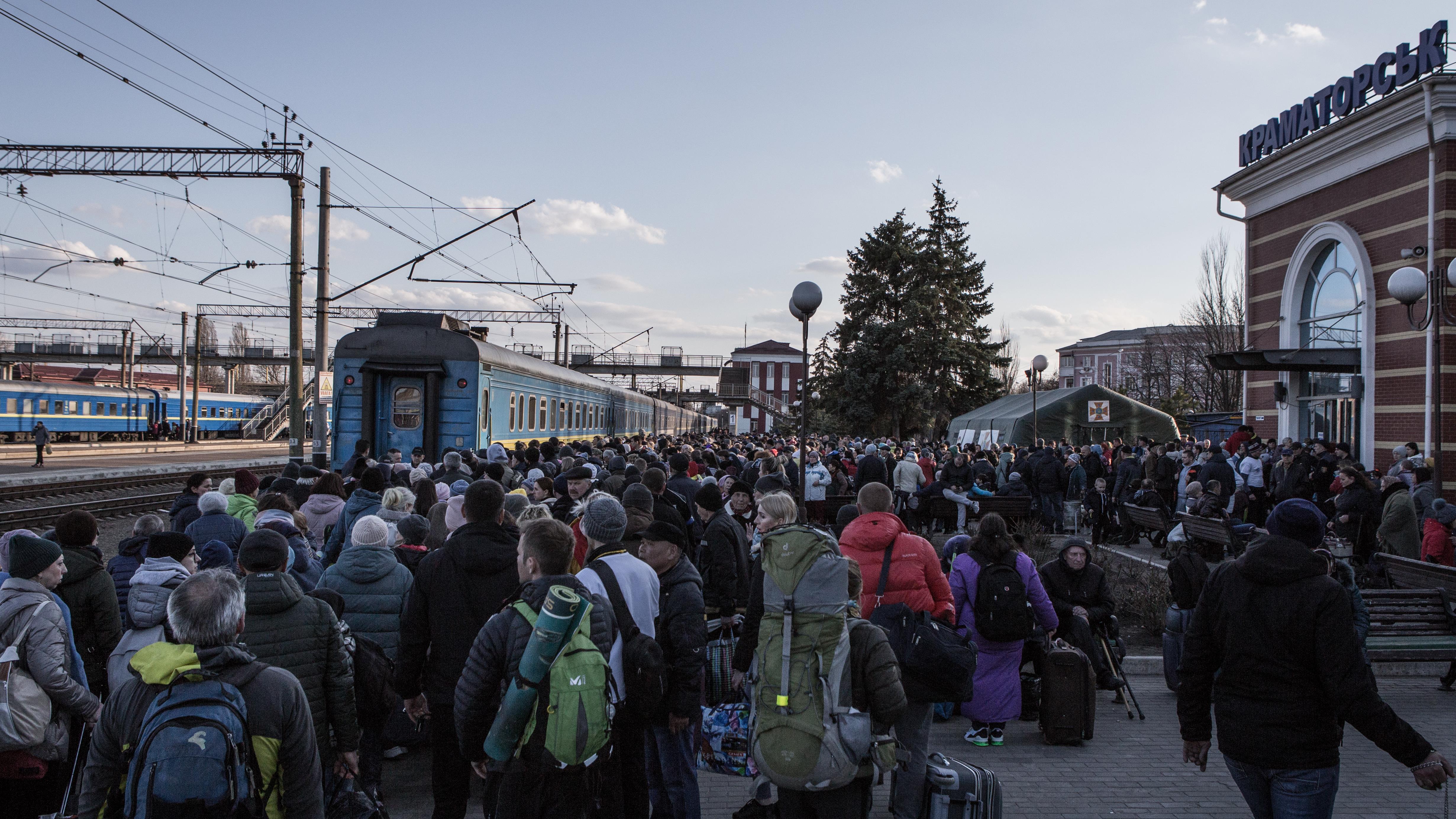 Evacuation of civilians from Kramatorsk