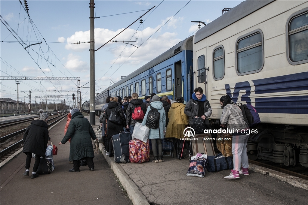 Evacuation of civilians from Kramatorsk