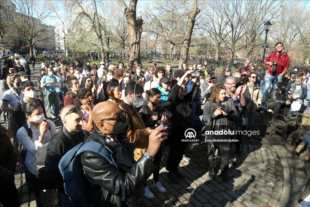 Homeless New Yorkers protest Eric Adams