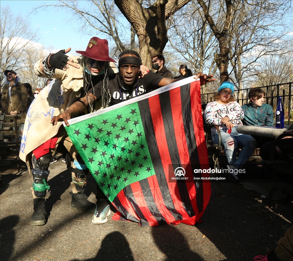 Homeless New Yorkers protest Eric Adams