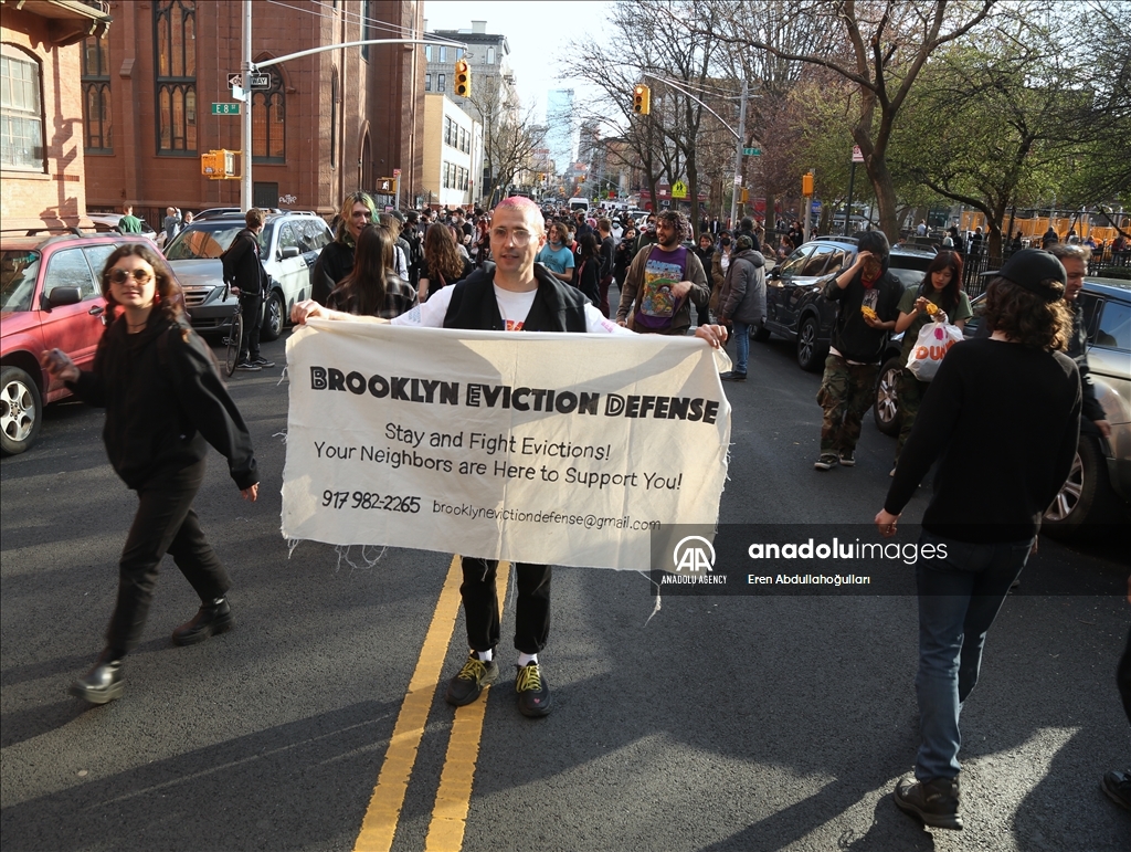 Homeless New Yorkers protest Eric Adams