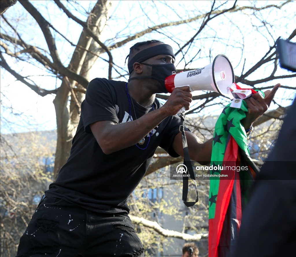 Homeless New Yorkers protest Eric Adams