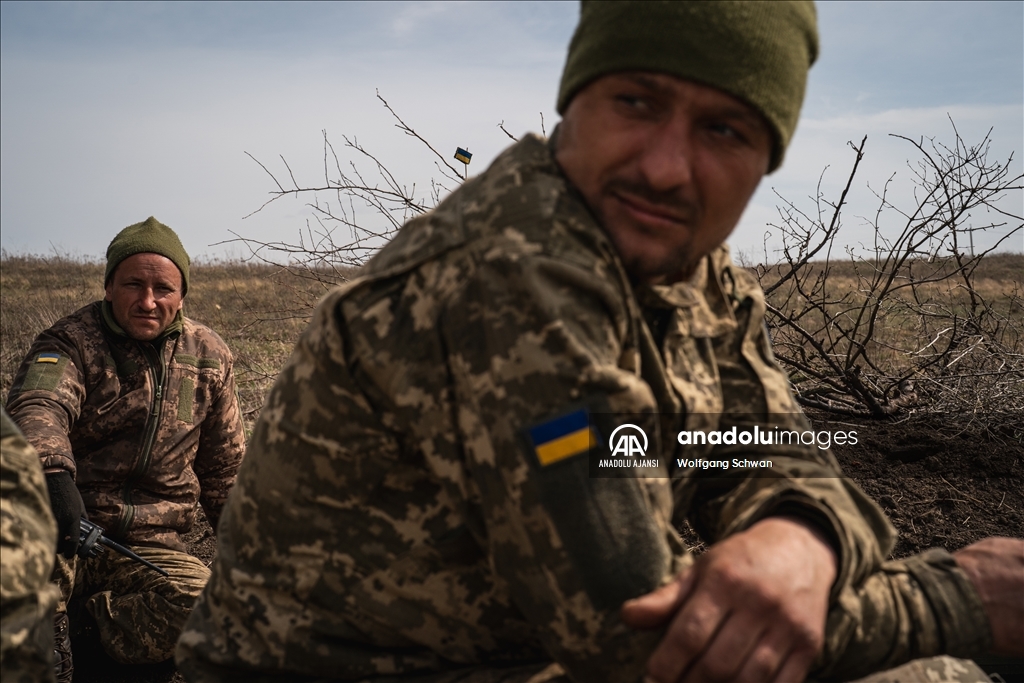 Ukrayna güçleri, Donbas bölgesindeki Rus mevzilerini Grad füzeleri ile hedef aldı