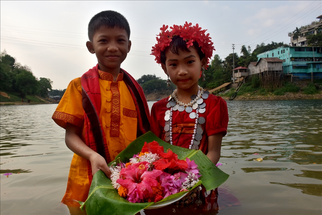 Bangladeş'te Biju festivali