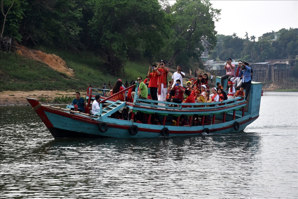 Bangladeş'te Biju festivali