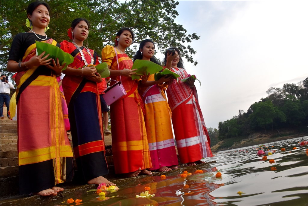 Bangladeş'te Biju festivali